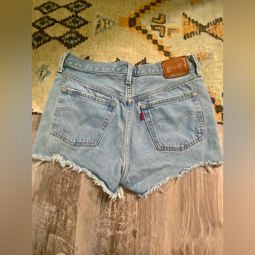 Levi’s 501 Denim Shorts - Picture 2 of 8